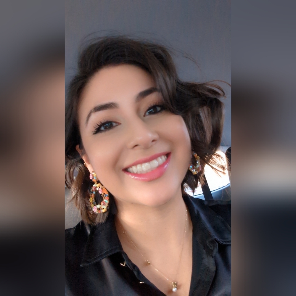 Meet your Posher, Jazmin